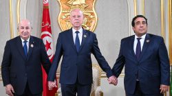 Le Président de la République, Monsieur Abdelmadjid Tebboune prend part à Tunis à la première réunion consultative entre les dirigeants de l'Algérie, la Tunisie et la Libye