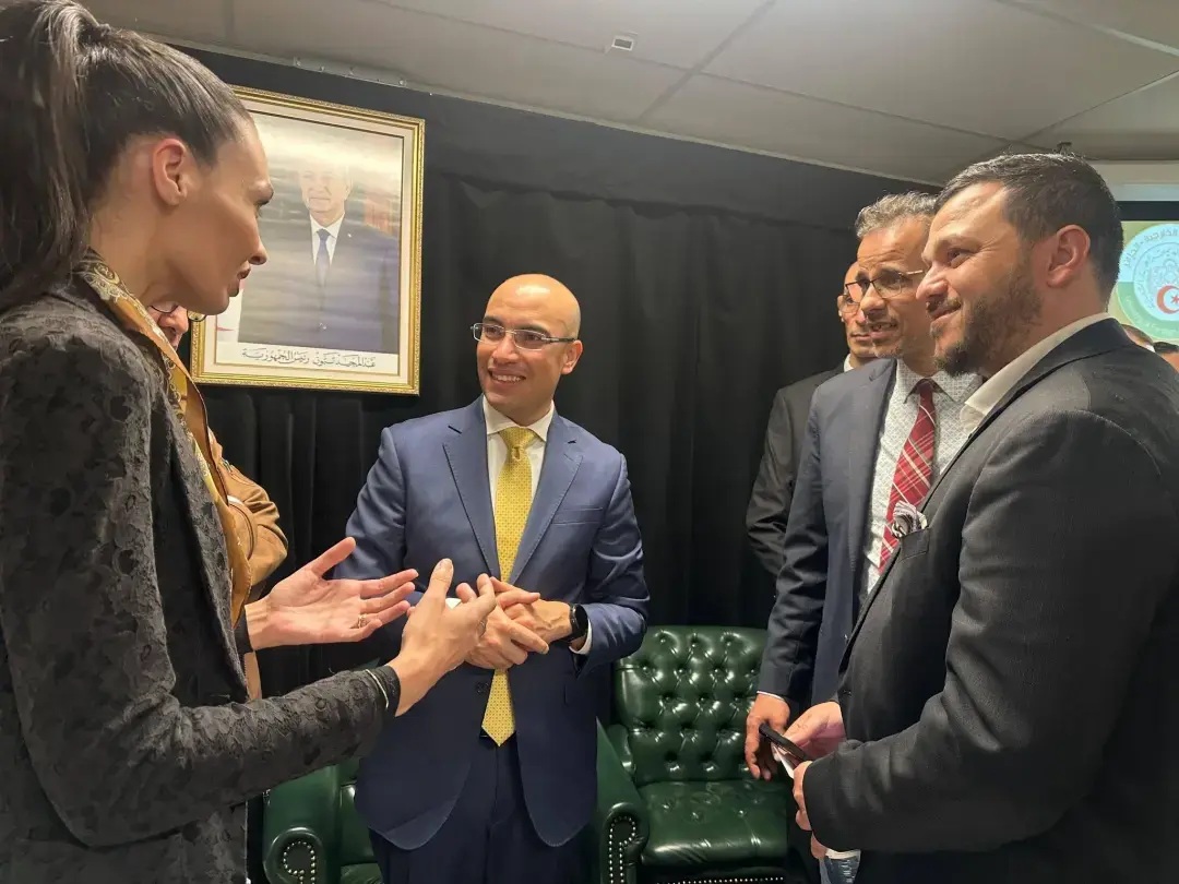 Chaib rencontre des membres de la communauté nationale à Montréal